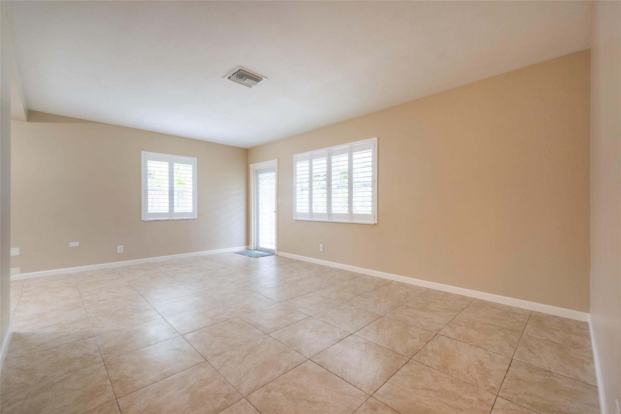 1225 NW 4th Avenue, Fort Lauderdale, FL 33311 — photo 8 of 23