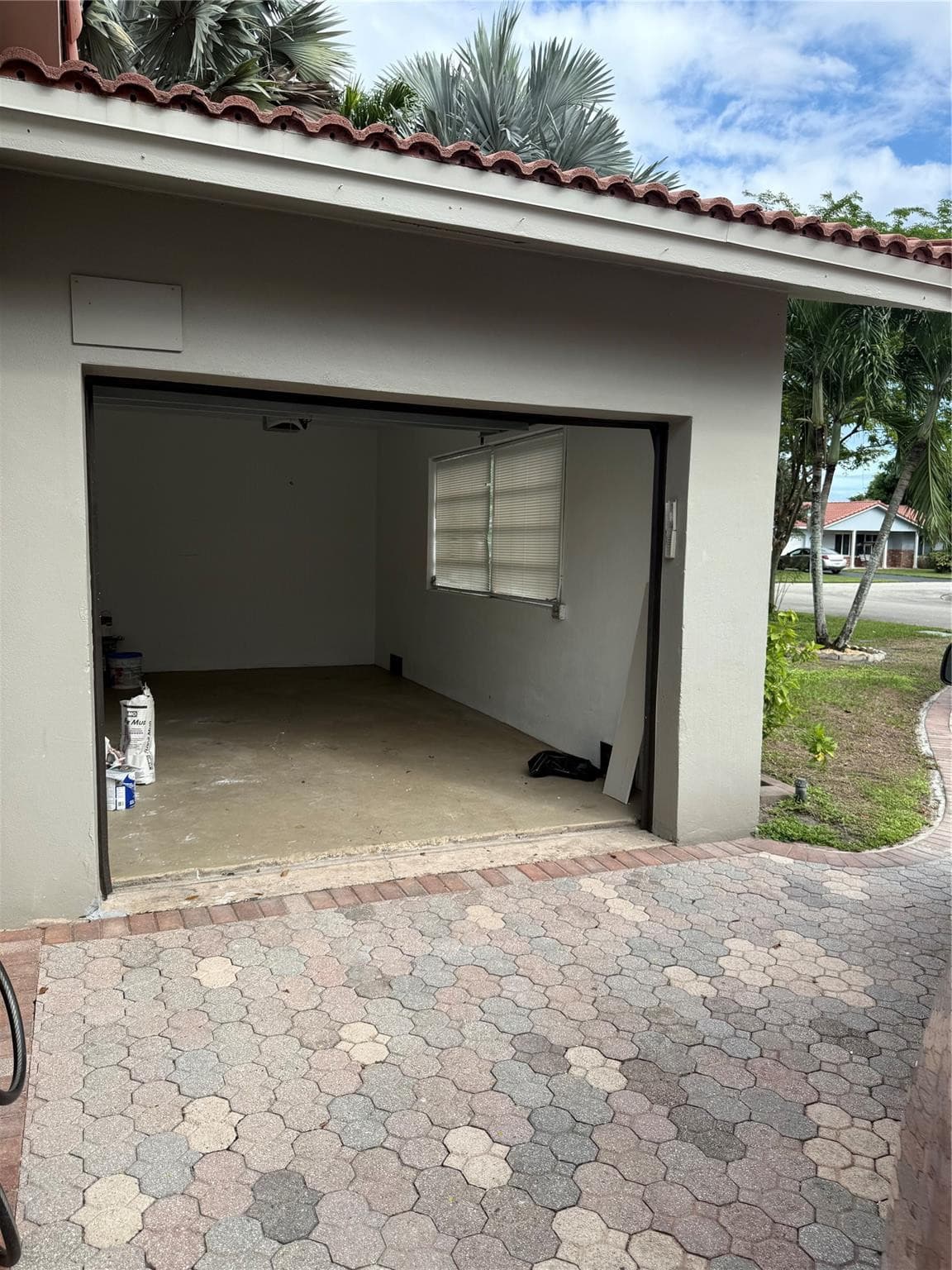 11471 NW 33rd Street West, Coral Springs, FL 33065 — photo 2 of 17