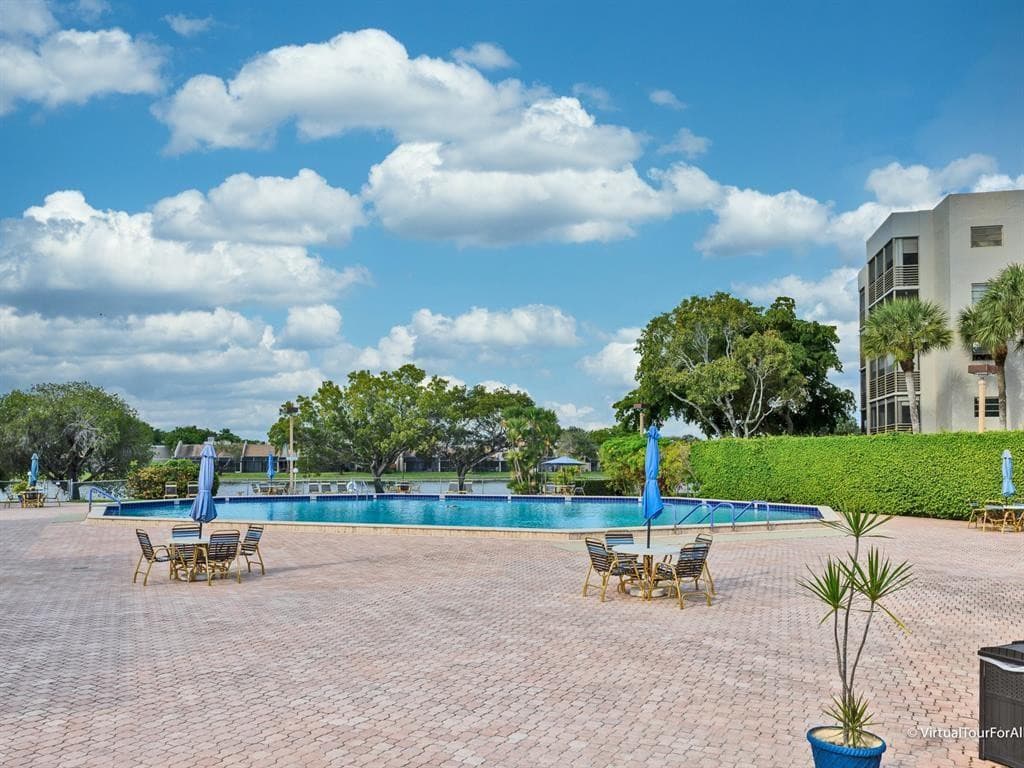 900 Colony Point Circle 407, Pembroke Pines, FL 33026 — photo 47 of 60