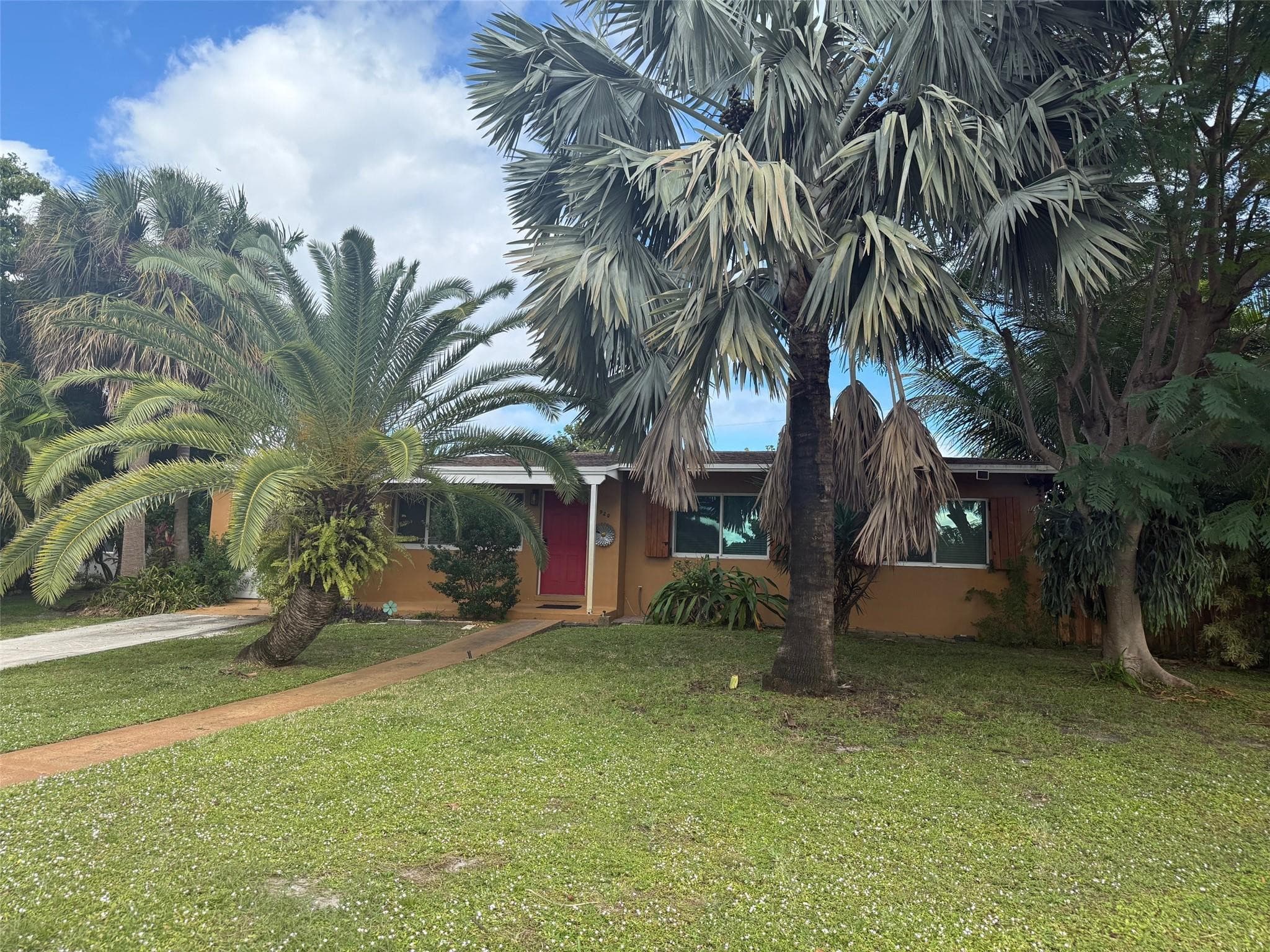 920 Wright Drive, Lake Worth Beach, FL 33461 — photo 1 of 21