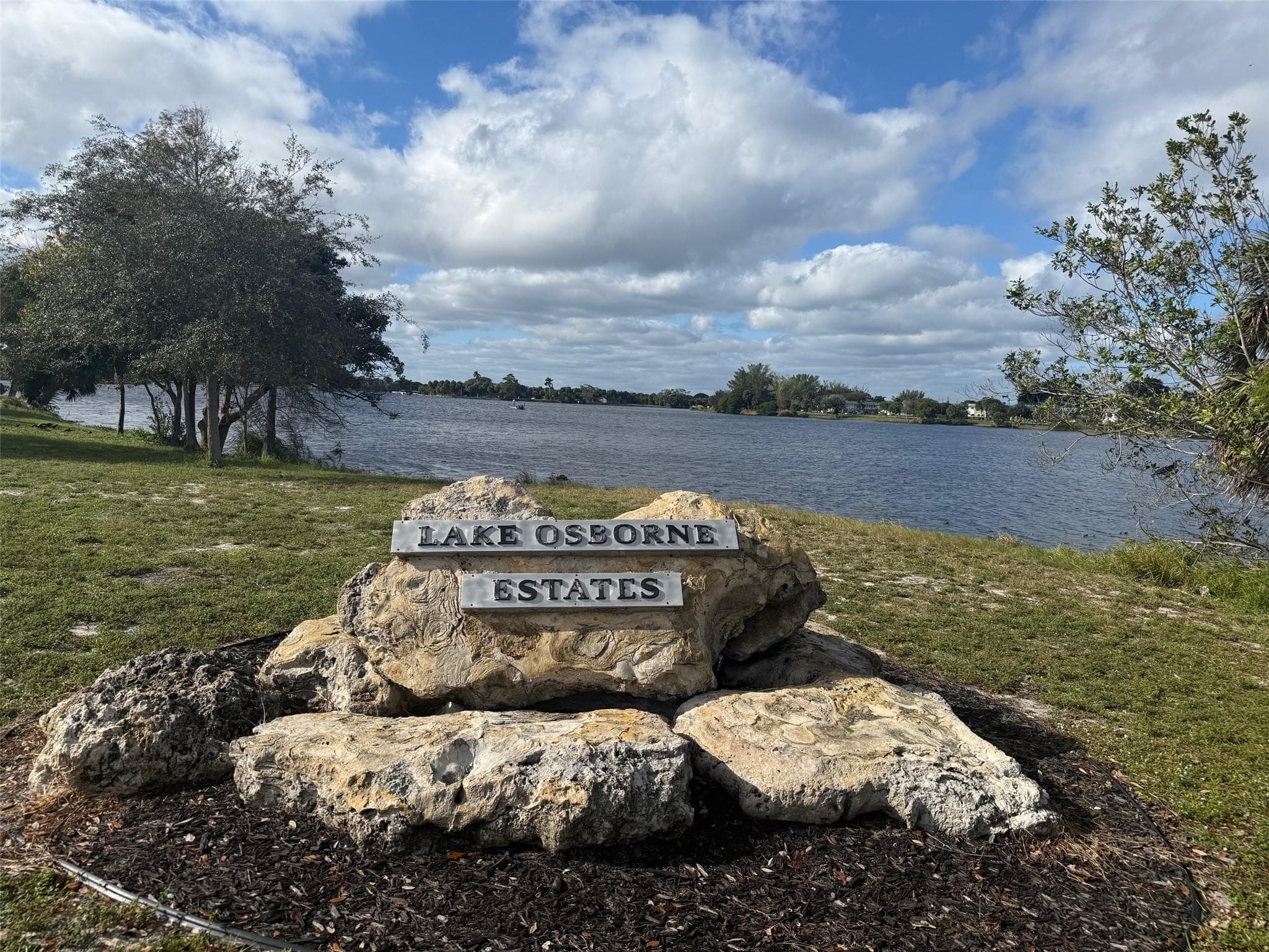 920 Wright Drive, Lake Worth Beach, FL 33461 — photo 3 of 21
