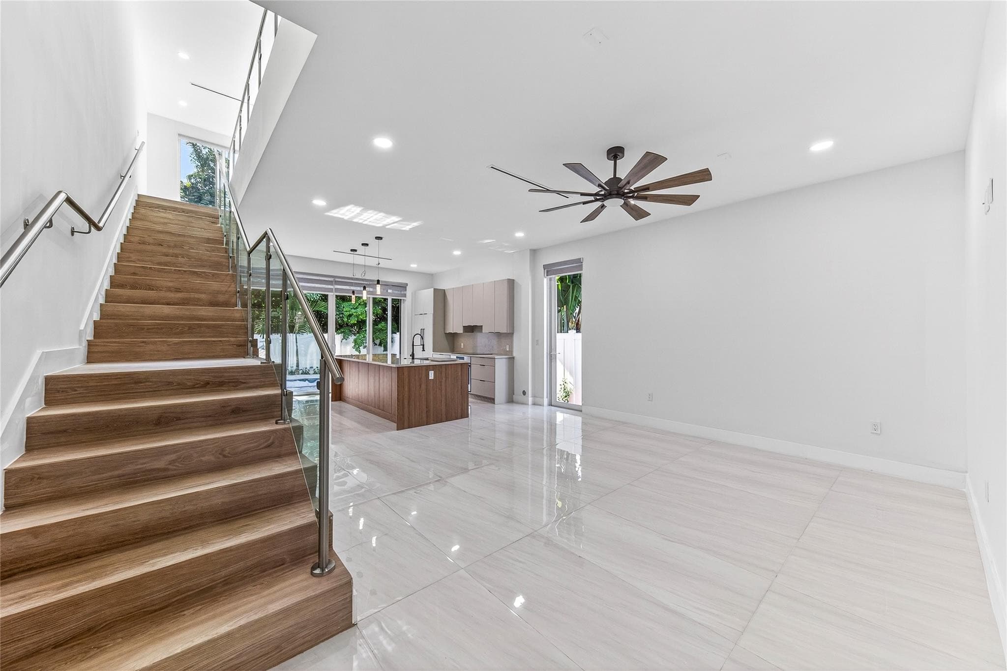 1408 NE 5th Court 1408A, Fort Lauderdale, FL 33301 — photo 4 of 59