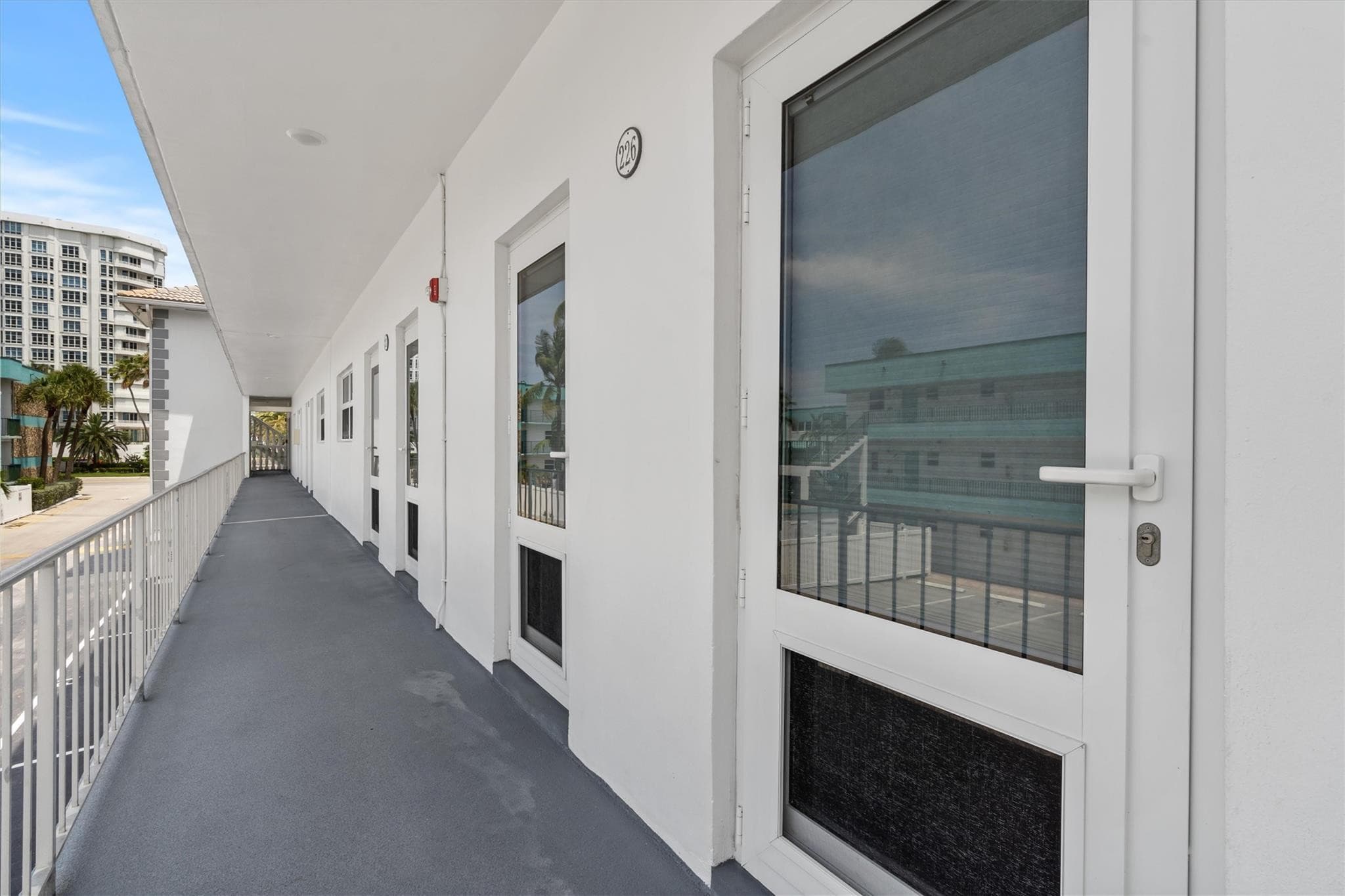 1461 S Ocean Boulevard 226, Lauderdale-By-The-Sea, FL 33062 — photo 9 of 65