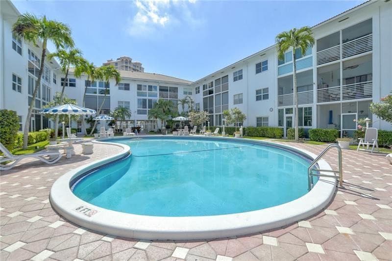 1461 S Ocean Boulevard 226, Lauderdale-By-The-Sea, FL 33062 — photo 32 of 65