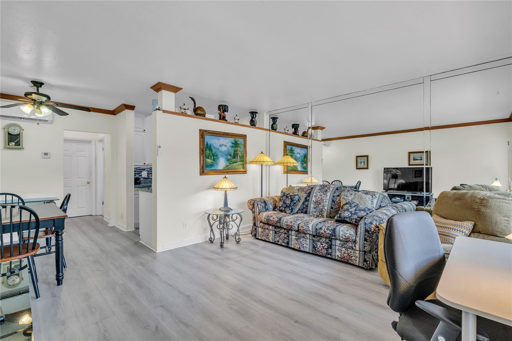 1050 SW 11th Street 1L, Hallandale Beach, FL 33009 — photo 6 of 10