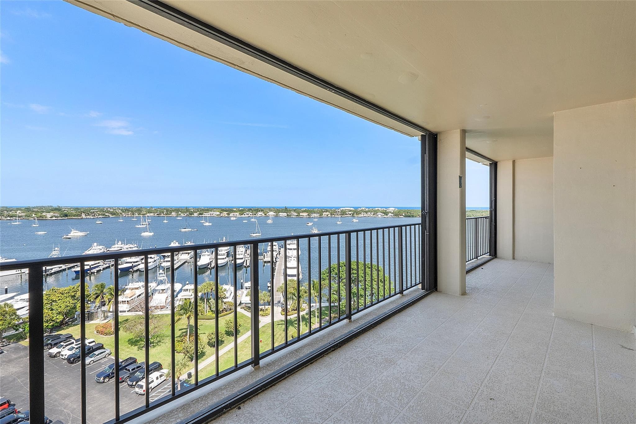 136 Lakeshore Drive T10, North Palm Beach, FL 33408 — photo 28 of 39