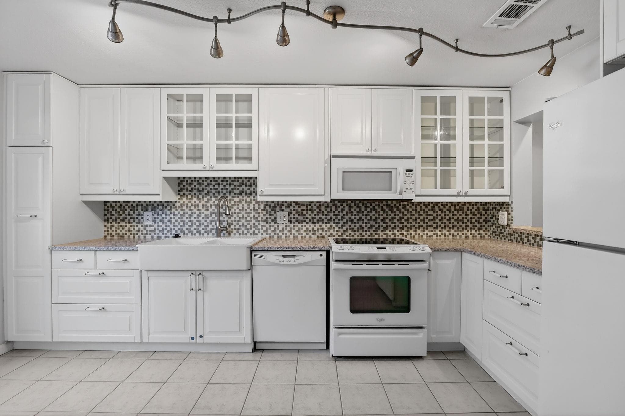 1261 NW 99th Terrace 47, Pembroke Pines, FL 33024 — photo 6 of 38