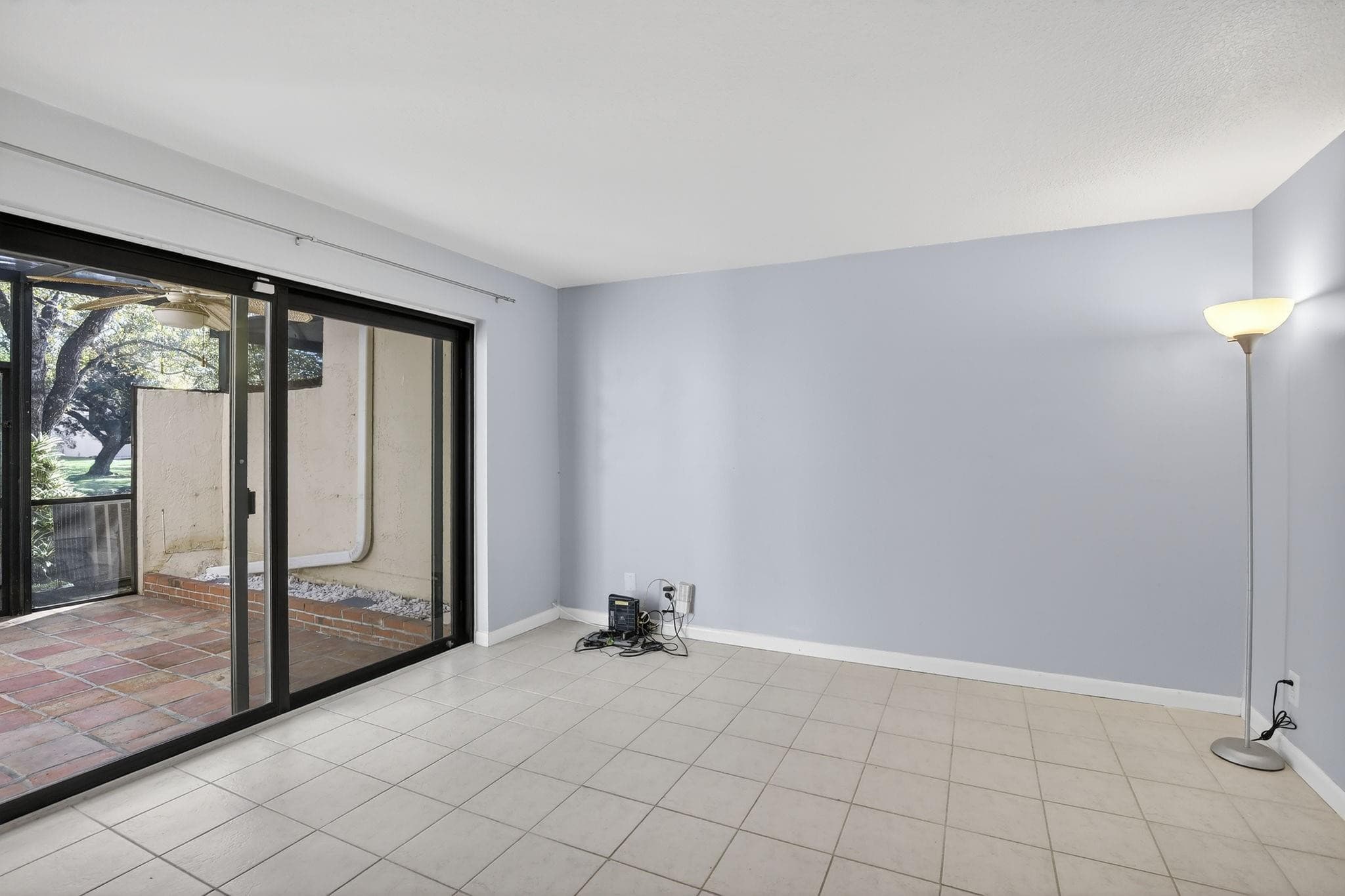 1261 NW 99th Terrace 47, Pembroke Pines, FL 33024 — photo 18 of 38