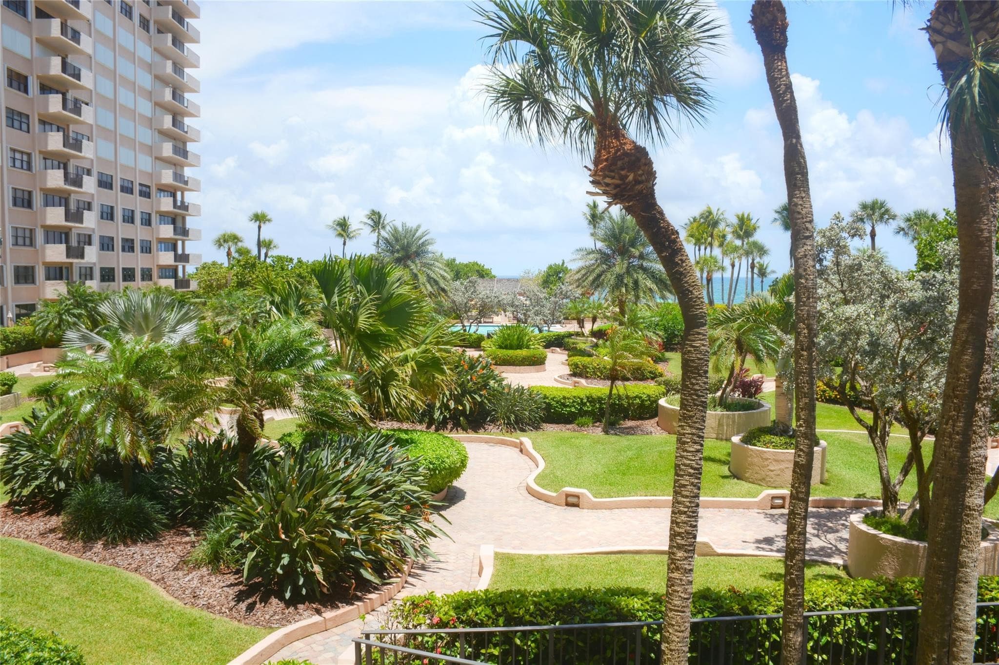 5100 N Ocean Boulevard 1004, Lauderdale-By-The-Sea, FL 33308 — photo 38 of 52