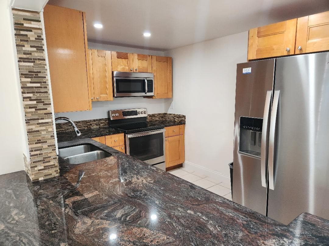 4384 NW 9th Avenue 19-1d, Deerfield Beach, FL 33064 — photo 2 of 26