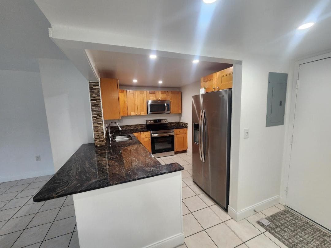 4384 NW 9th Avenue 19-1d, Deerfield Beach, FL 33064 — photo 8 of 26