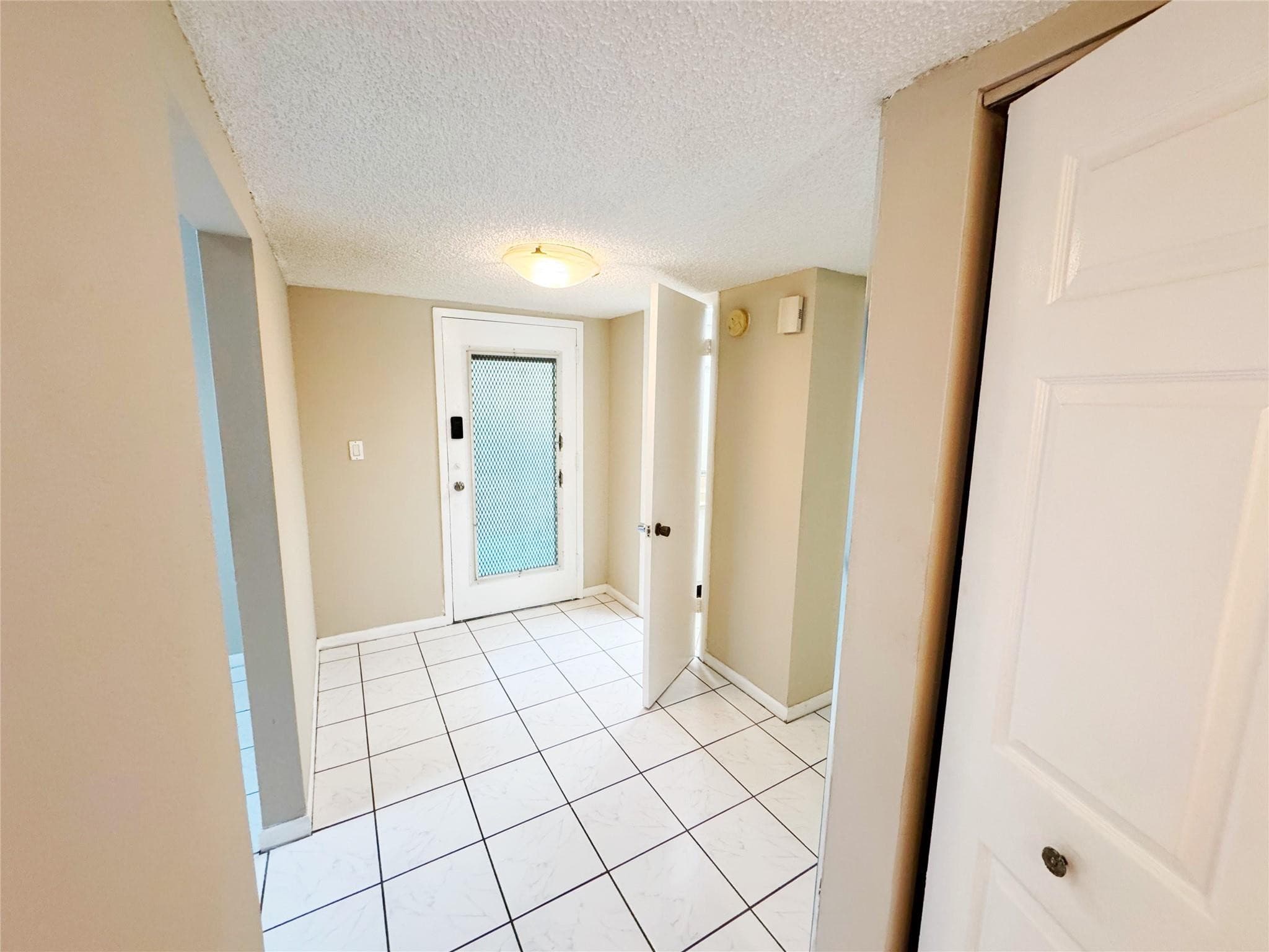 1820 SW 81st Avenue 3201, North Lauderdale, FL 33068 — photo 5 of 19