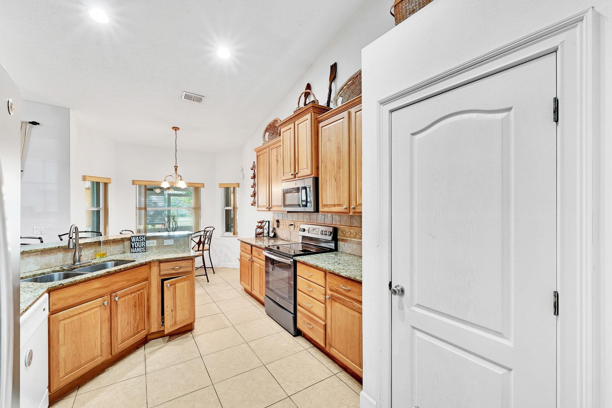 6944 NW Daffodil Lane, Port St. Lucie, FL 34983 — photo 19 of 40
