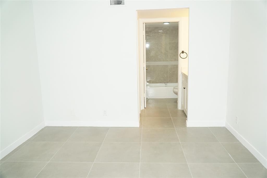 11574 NW 44th Street 11574, Coral Springs, FL 33065 — photo 7 of 14