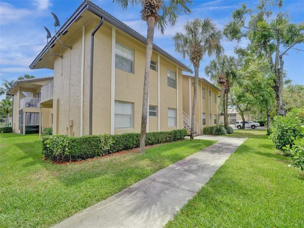 11574 NW 44th Street 11574, Coral Springs, FL 33065 — photo 13 of 14