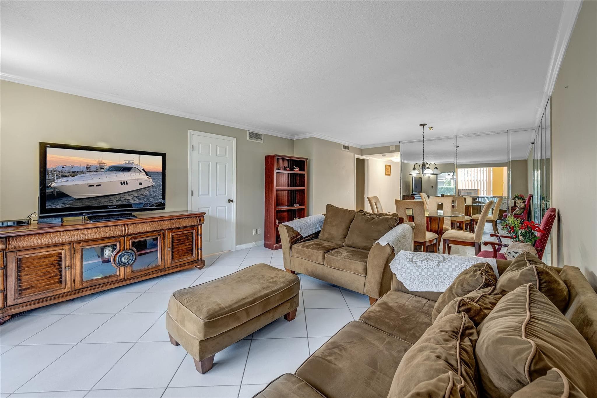 3774 Inverrary Boulevard 104P, Fort Lauderdale, FL 33319 — photo 5 of 22
