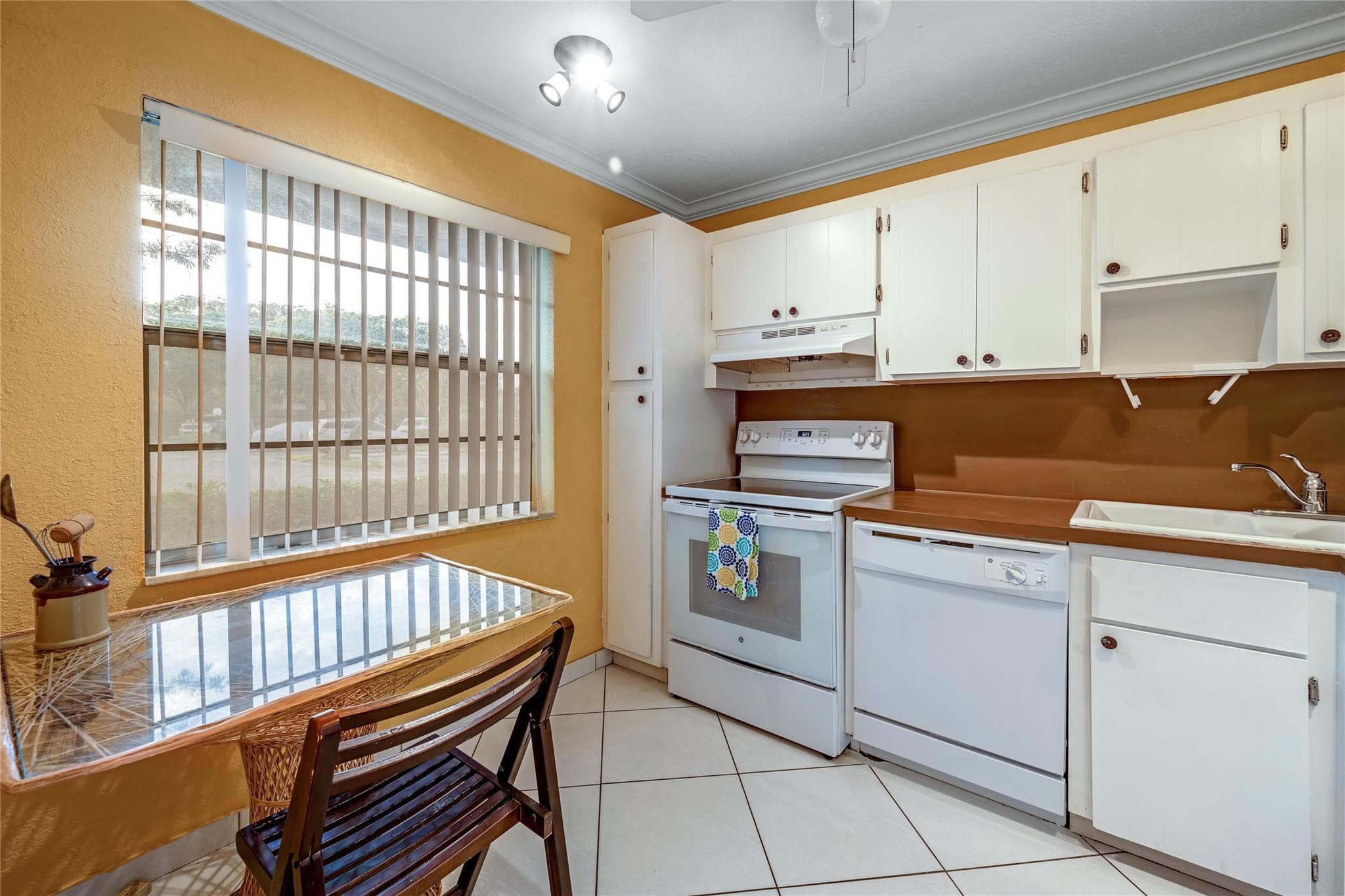 3774 Inverrary Boulevard 104P, Fort Lauderdale, FL 33319 — photo 11 of 22
