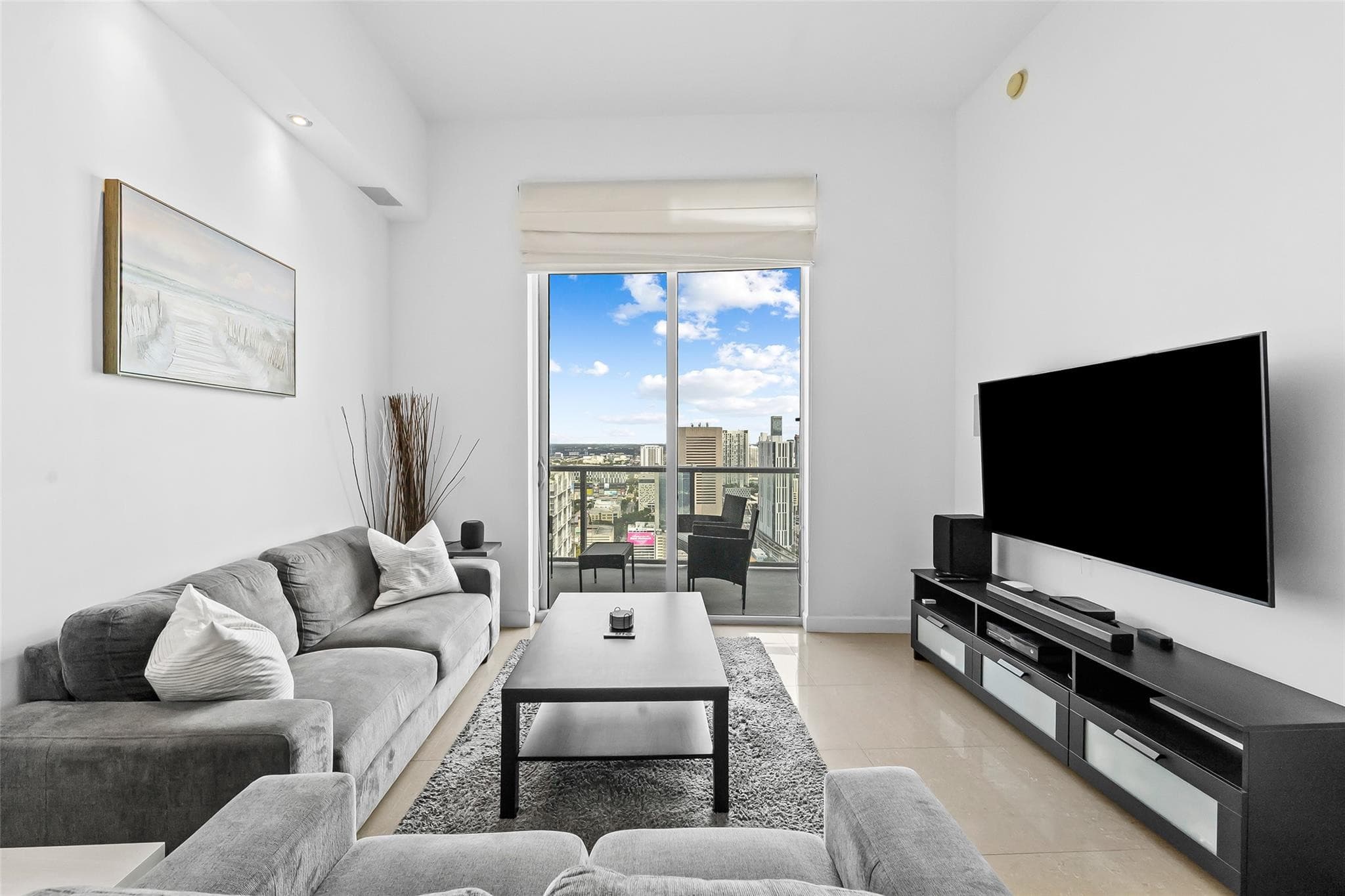 185 SW 7th Street 4403, Miami, FL 33130 — photo 4 of 24