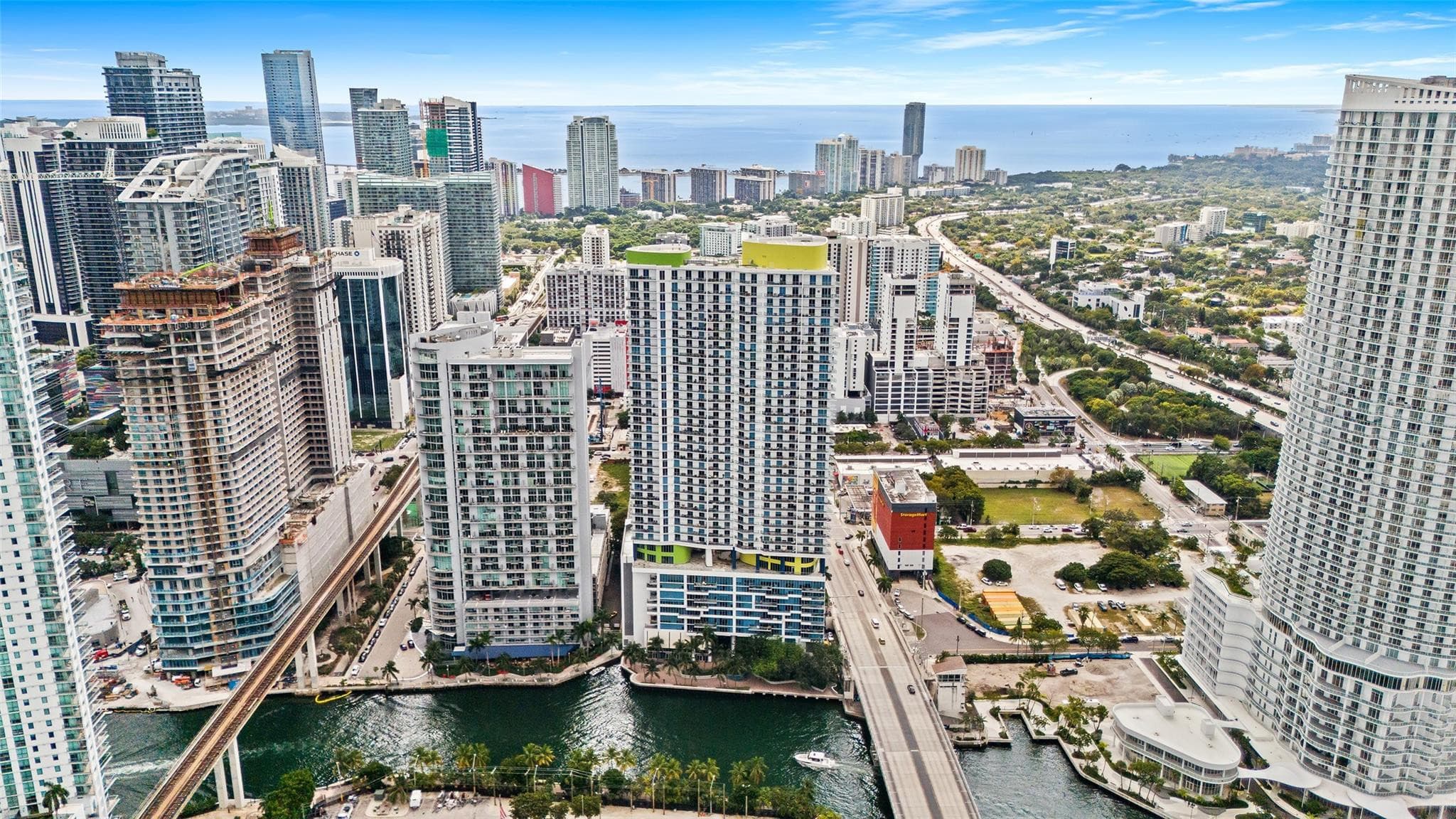185 SW 7th Street 4403, Miami, FL 33130 — photo 11 of 24