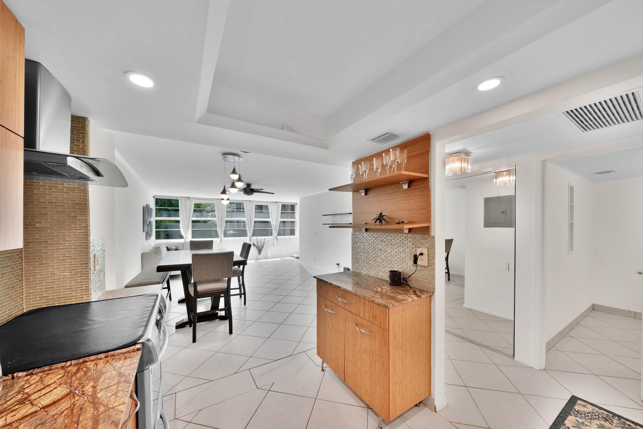 1170 N Federal Highway 106, Fort Lauderdale, FL 33304 — photo 14 of 40