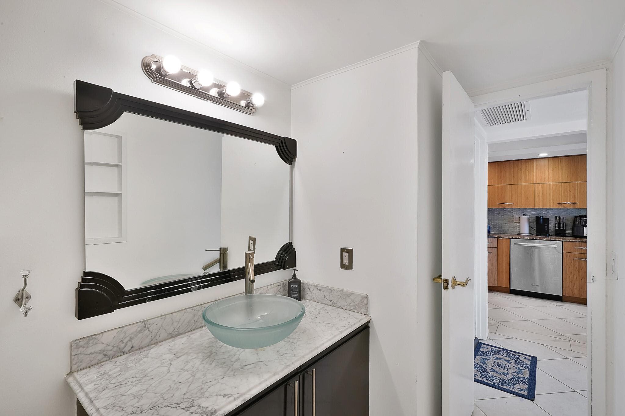 1170 N Federal Highway 106, Fort Lauderdale, FL 33304 — photo 17 of 40