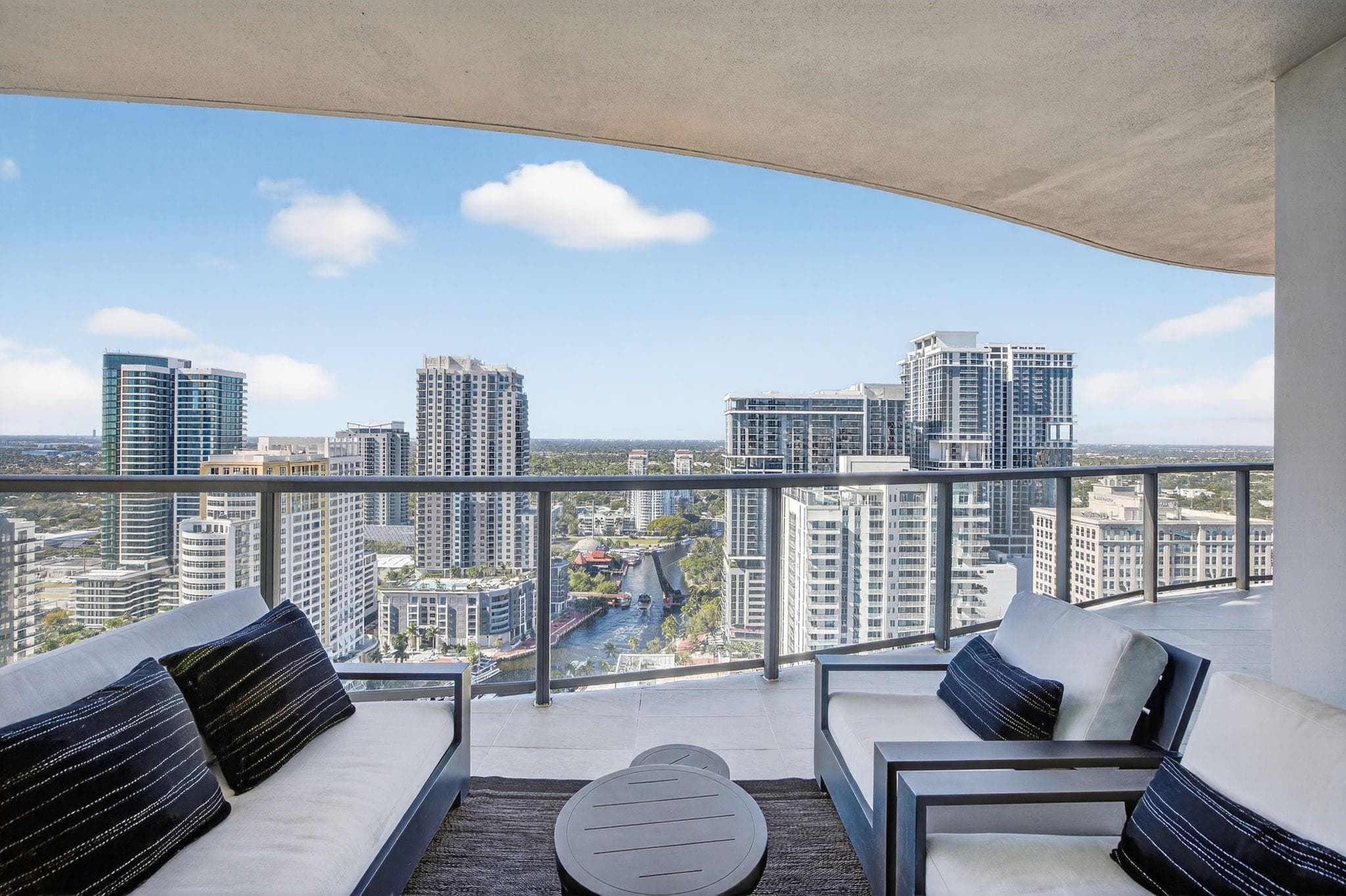100 E Las Olas Boulevard 3004, Fort Lauderdale, FL 33301 — photo 13 of 51