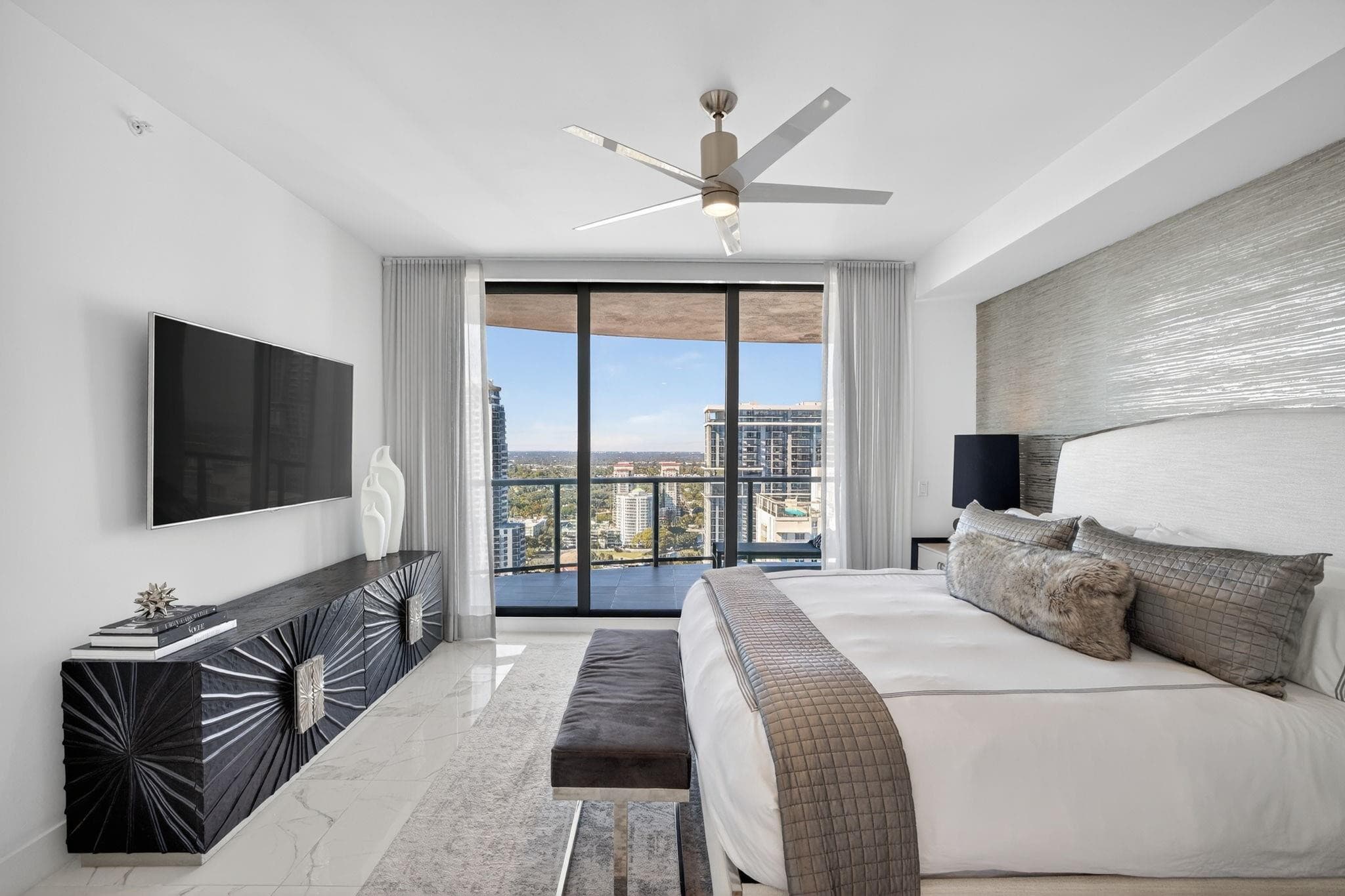 100 E Las Olas Boulevard 3004, Fort Lauderdale, FL 33301 — photo 26 of 51