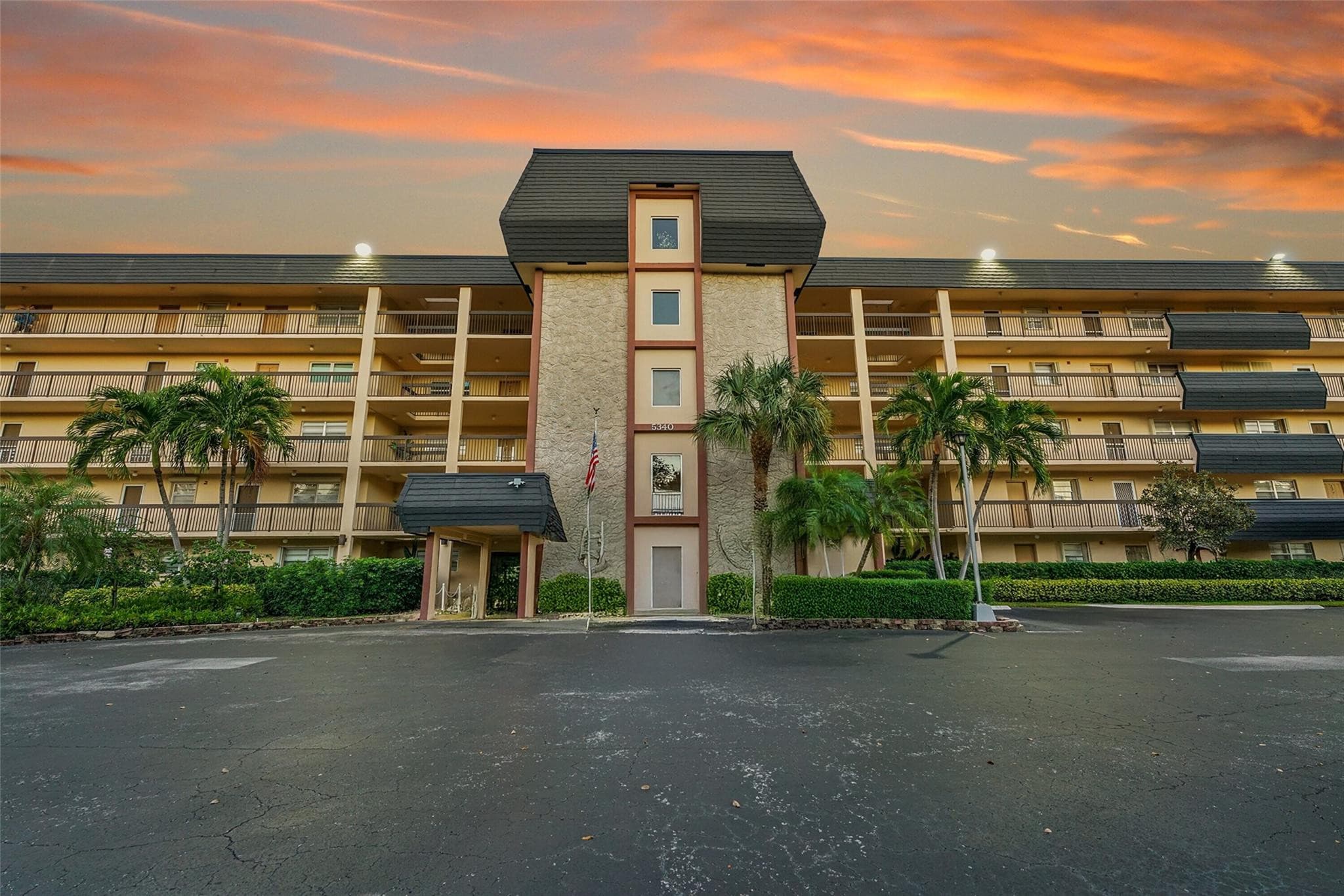 5340 NW 2nd Avenue Ph-26, Boca Raton, FL 33487 — photo 44 of 53