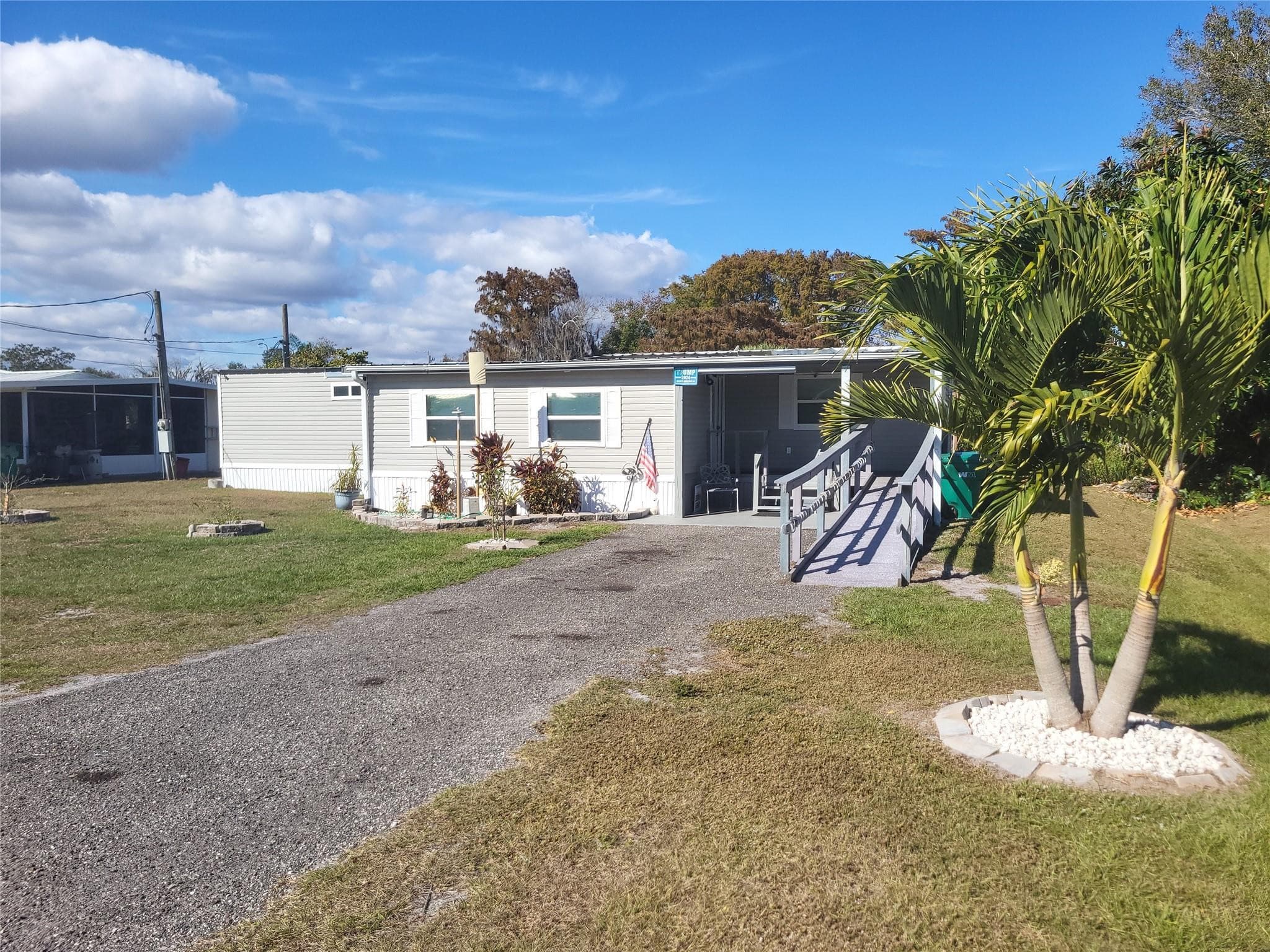 4037 SE 27th Street, Okeechobee, FL 34974 — photo 2 of 40