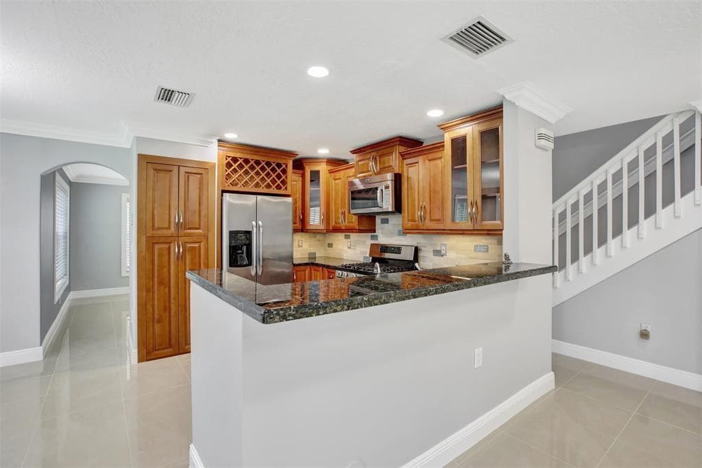 2355 NW 138th Drive, Sunrise, FL 33323 — photo 7 of 27