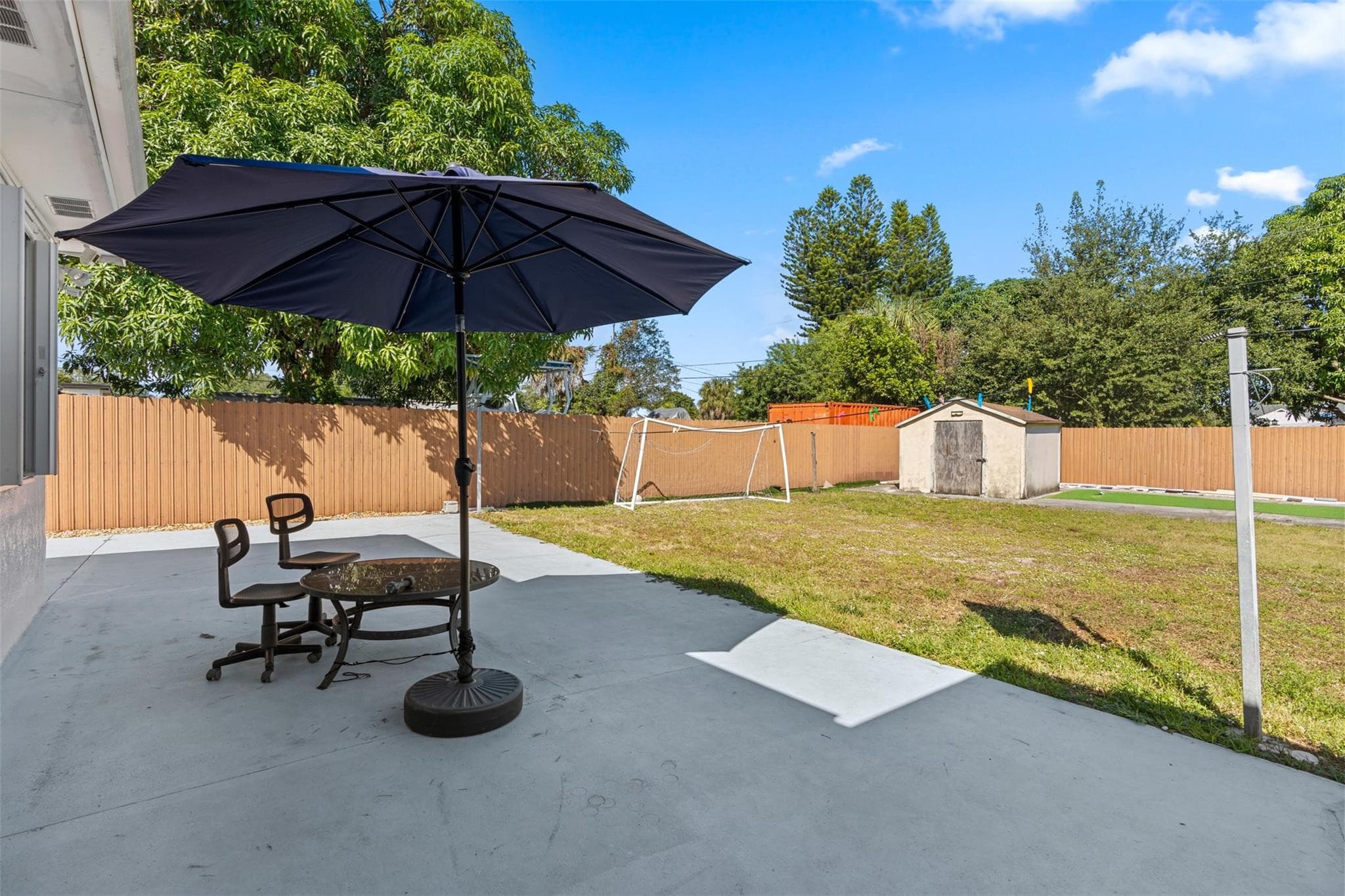31 Miami Gardens Road, West Park, FL 33023 — photo 26 of 36