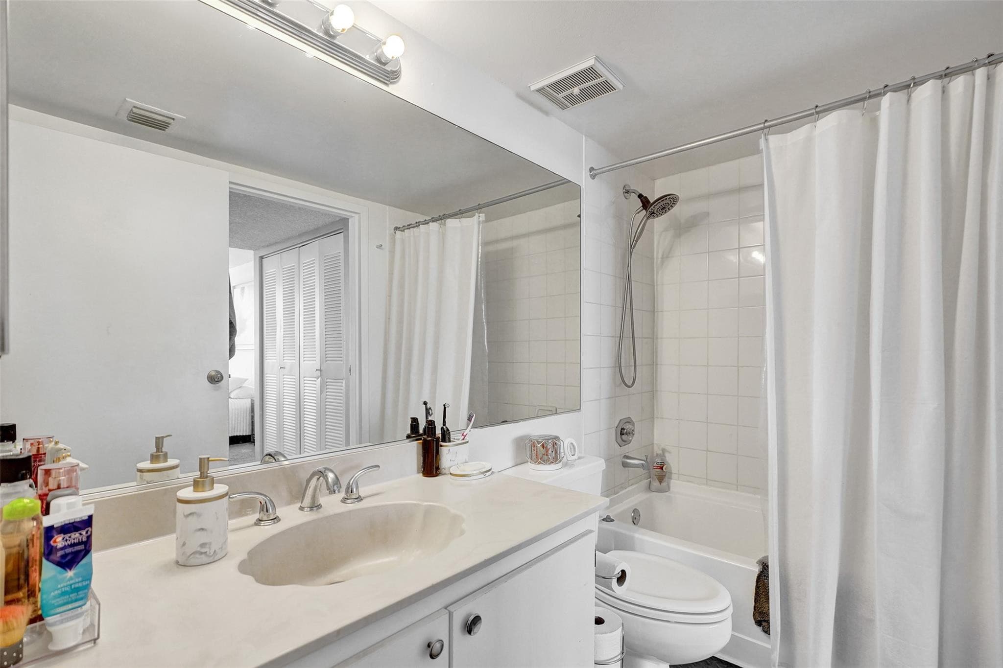 7601 E Treasure Drive 617, North Bay Village, FL 33141 — photo 18 of 60