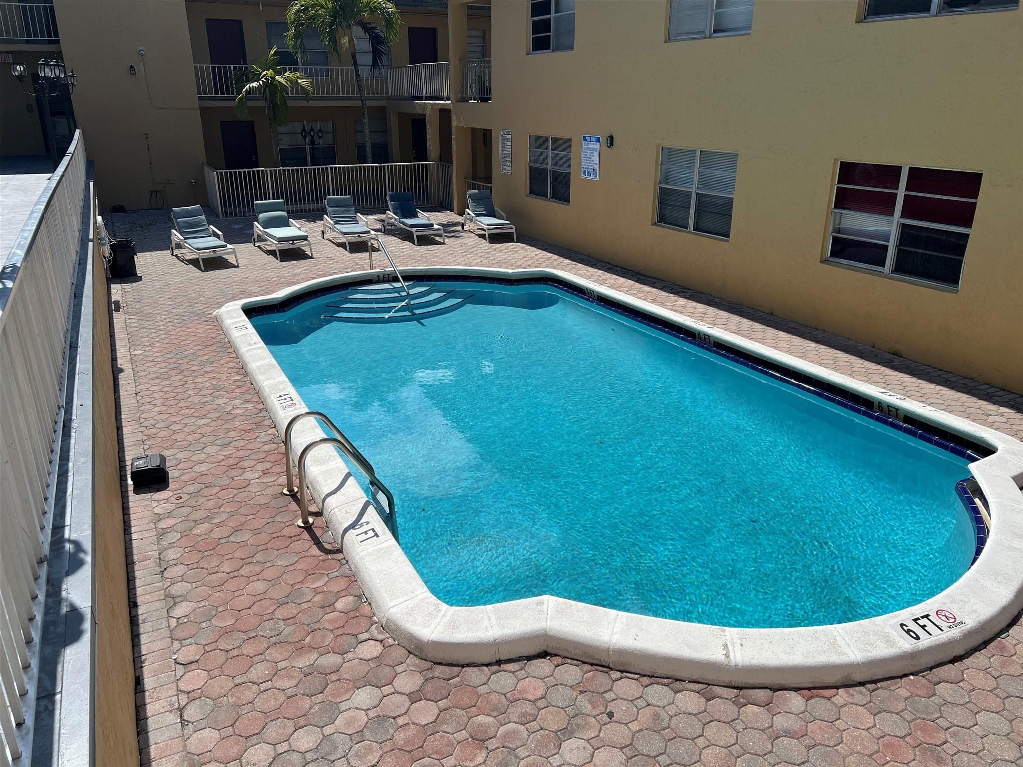 6840 Pembroke Road 110, Pembroke Pines, FL 33023 — photo 1 of 11