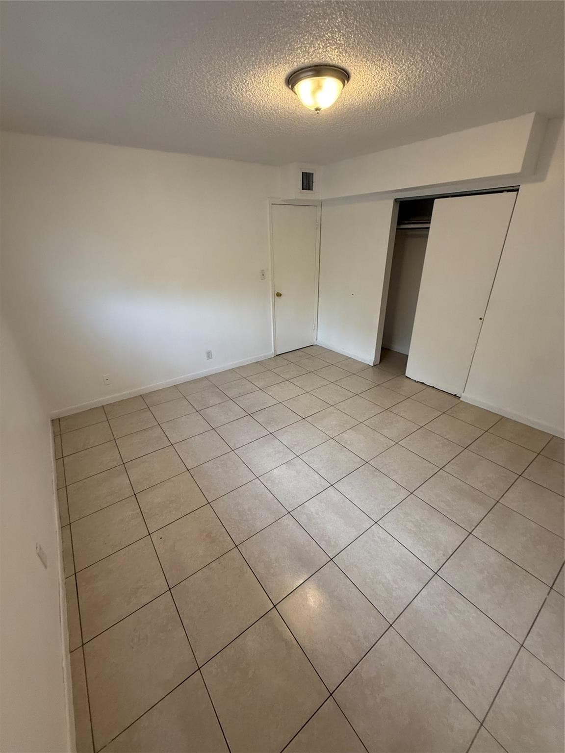 6840 Pembroke Road 110, Pembroke Pines, FL 33023 — photo 10 of 11
