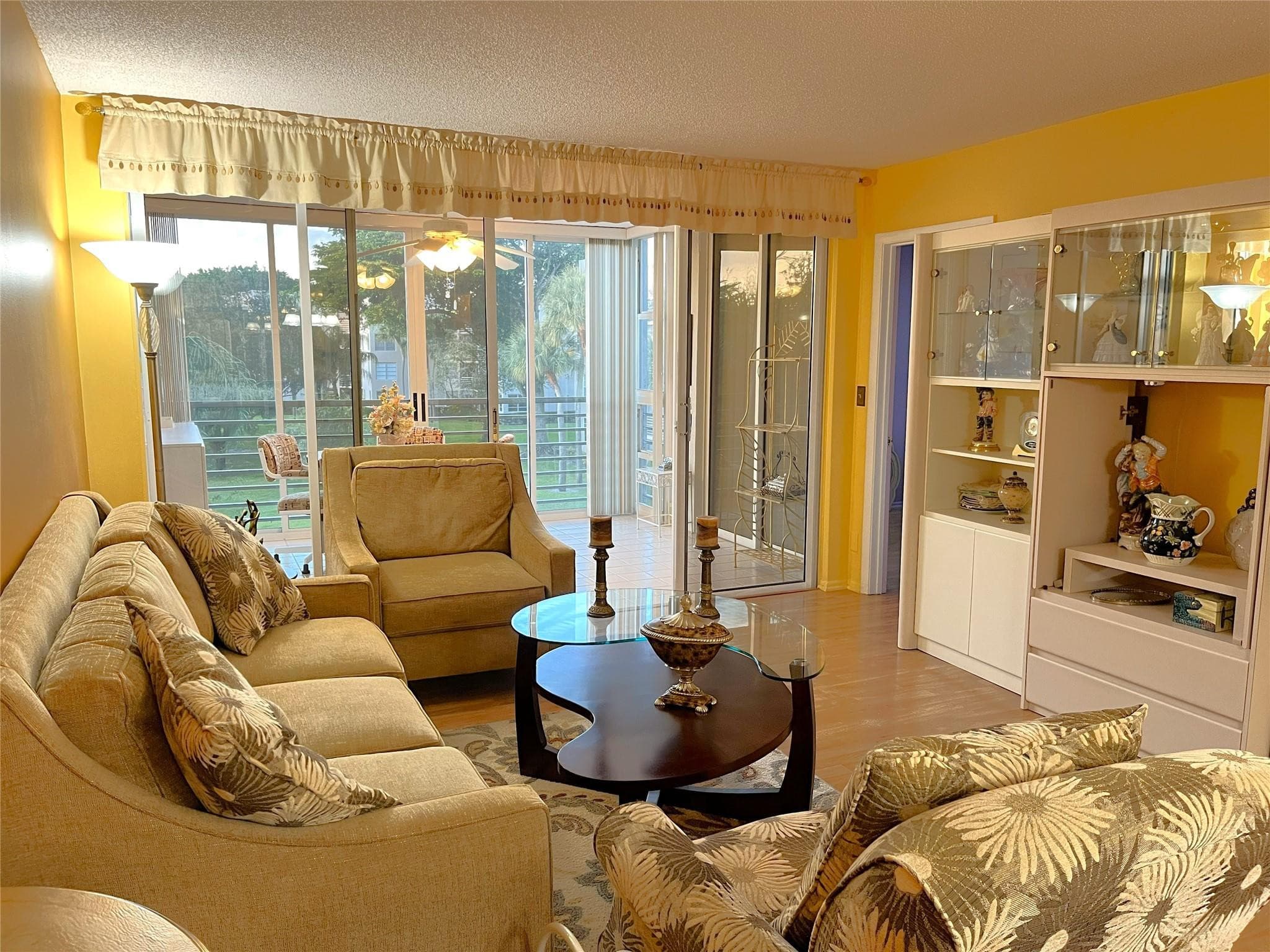 9501 Seagrape Drive 305, Davie, FL 33324 — photo 16 of 39