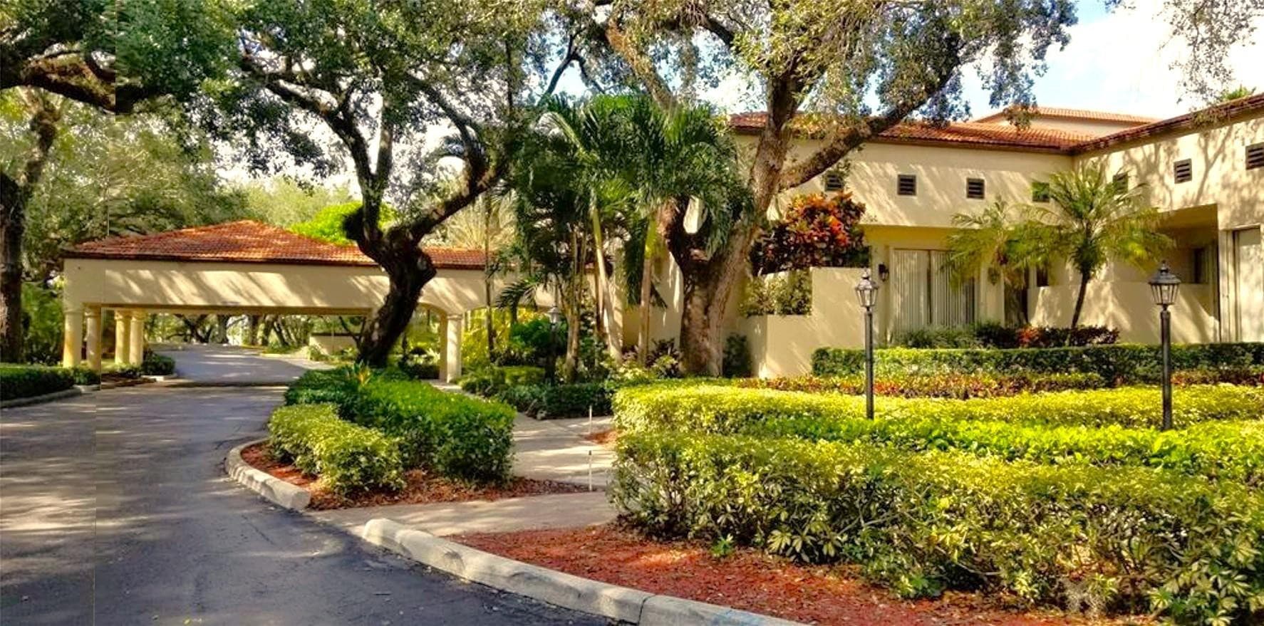 9501 Seagrape Drive 305, Davie, FL 33324 — photo 29 of 39
