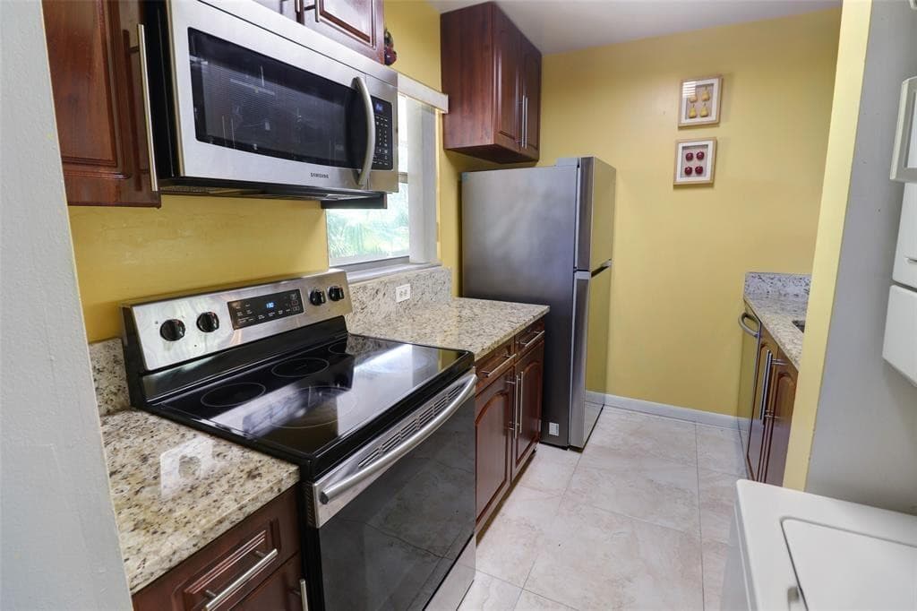 3246 NW 102nd Terrace 308-F, Coral Springs, FL 33065 — photo 3 of 13