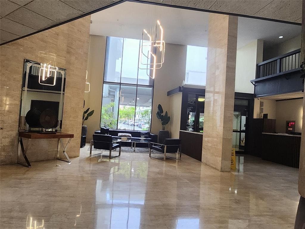2750 NE 183rd Street 1101, Aventura, FL 33160 — photo 2 of 14