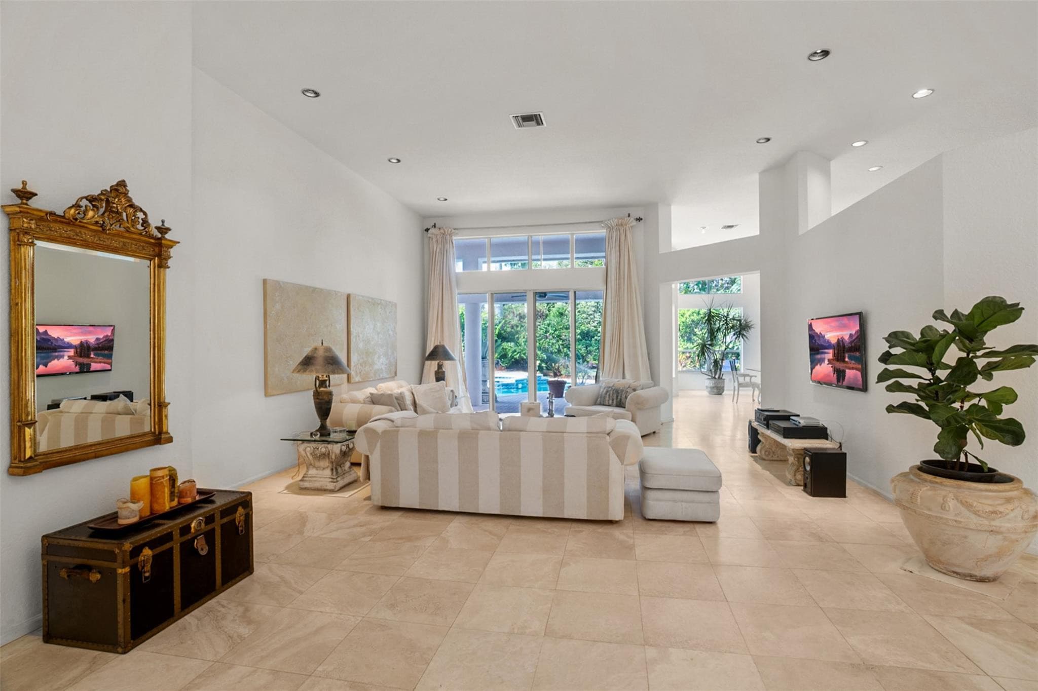 1012 SW 156th Avenue, Pembroke Pines, FL 33027 — photo 10 of 63
