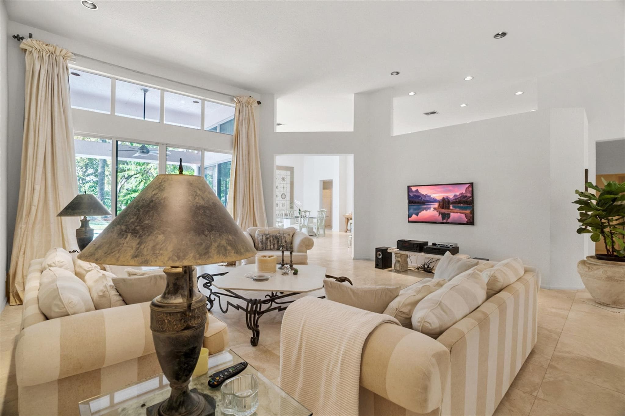 1012 SW 156th Avenue, Pembroke Pines, FL 33027 — photo 12 of 63