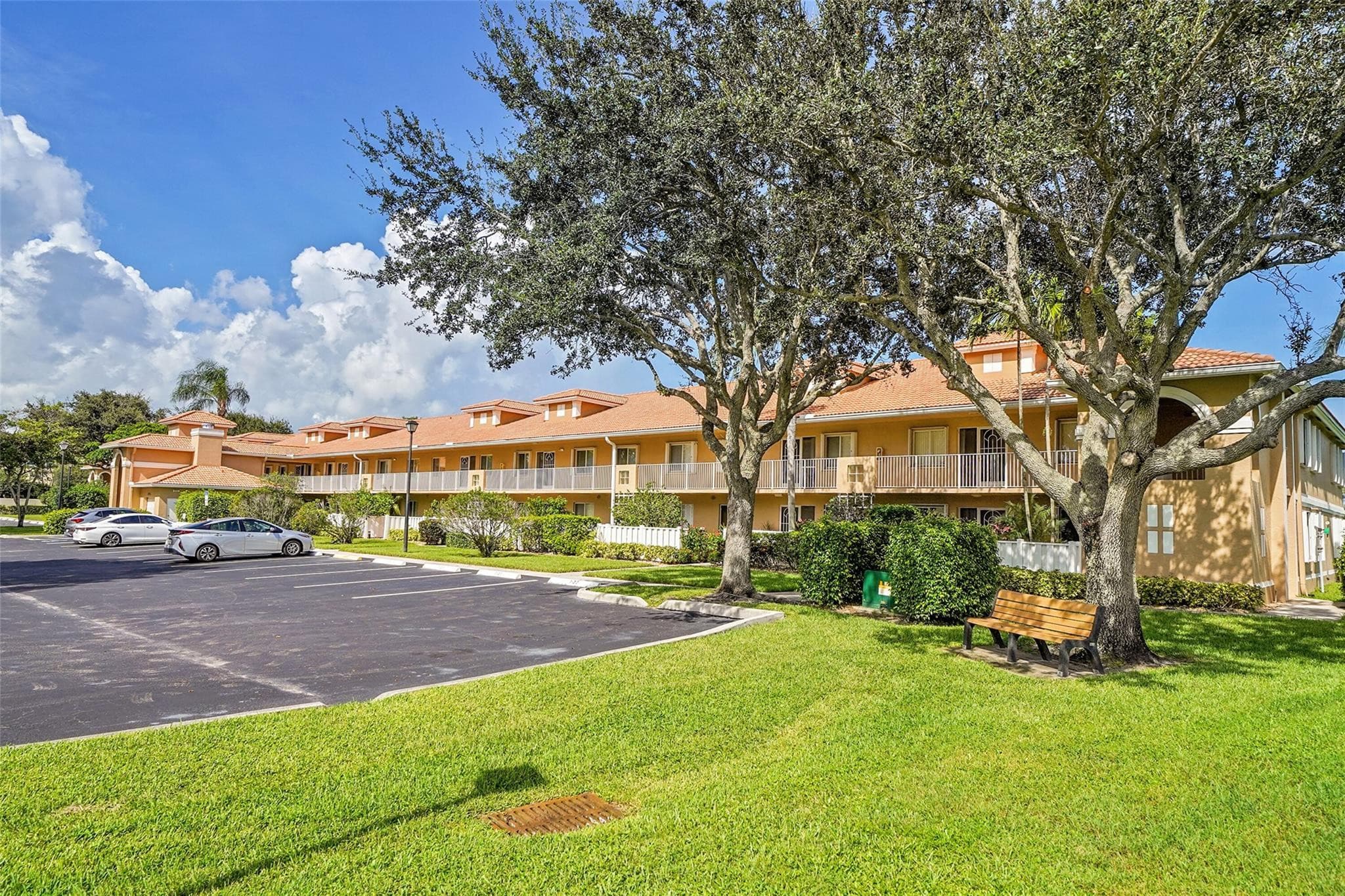 5876 Regal Glen Drive 201, Boynton Beach, FL 33437 — photo 2 of 36