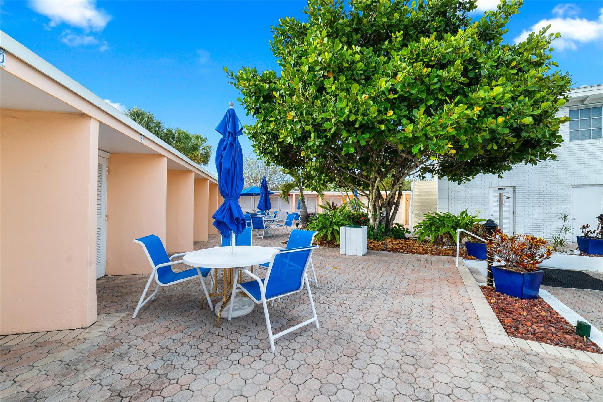 2201 NE 66th Street 1323, Fort Lauderdale, FL 33308 — photo 28 of 41