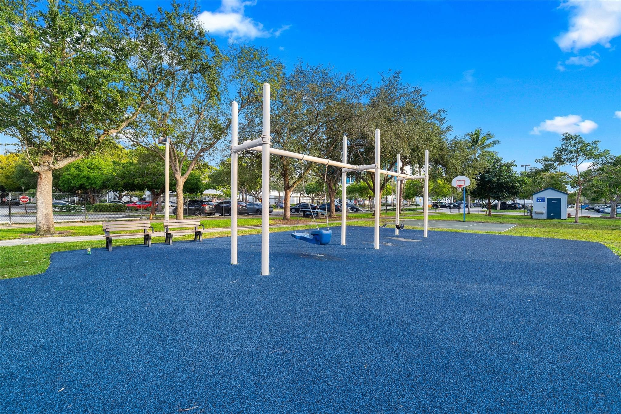 2201 NE 66th Street 1323, Fort Lauderdale, FL 33308 — photo 36 of 41