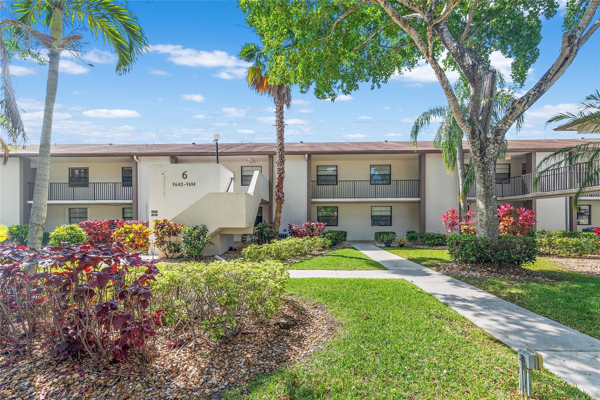 9676 W Mcnab Road 110, Fort Lauderdale, FL 33321 — photo 1 of 26