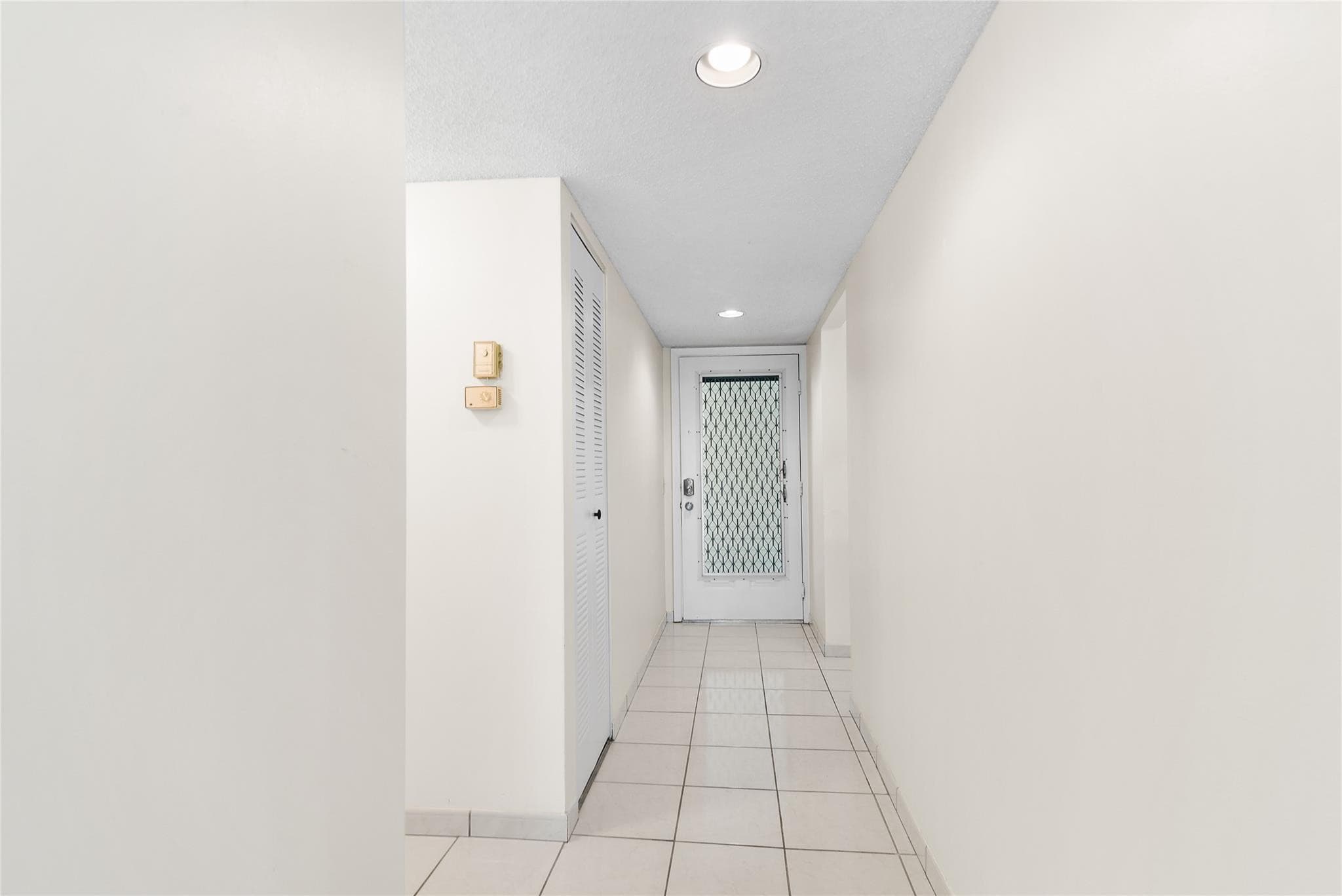 9676 W Mcnab Road 110, Fort Lauderdale, FL 33321 — photo 2 of 26
