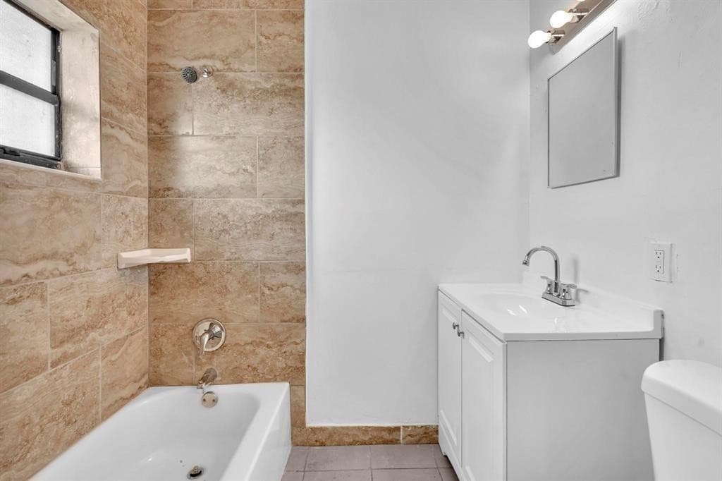 5748 NW 27th Court, Fort Lauderdale, FL 33313 — photo 12 of 20