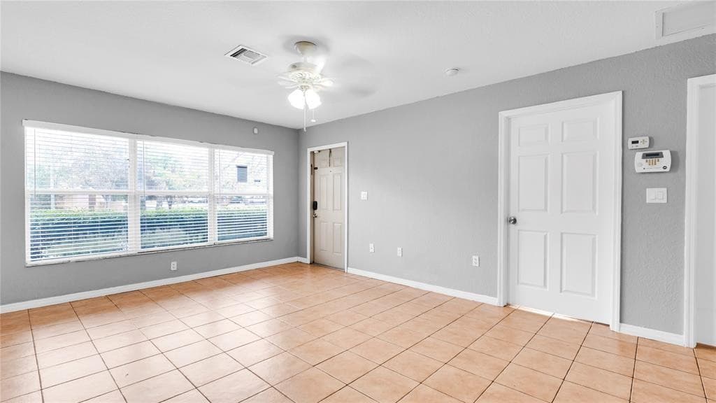 330 SW Avondale Drive, Pompano Beach, FL 33060 — photo 10 of 28