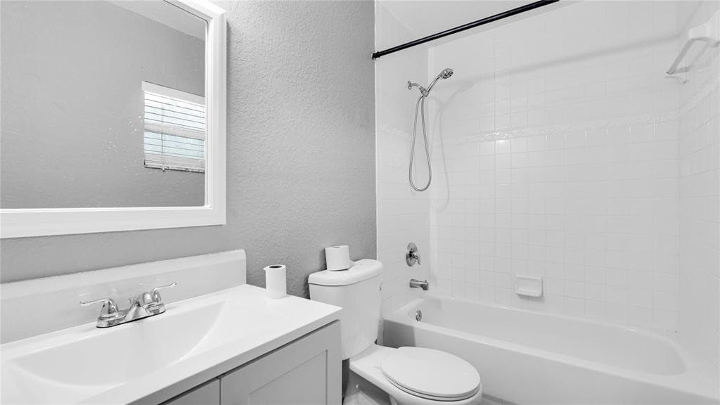 330 SW Avondale Drive, Pompano Beach, FL 33060 — photo 20 of 28
