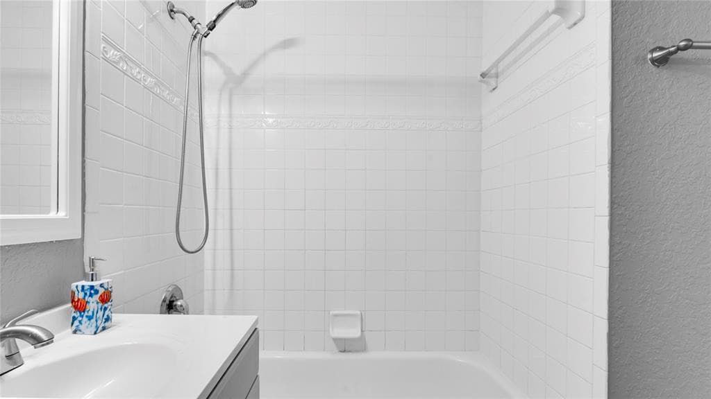 330 SW Avondale Drive, Pompano Beach, FL 33060 — photo 23 of 28