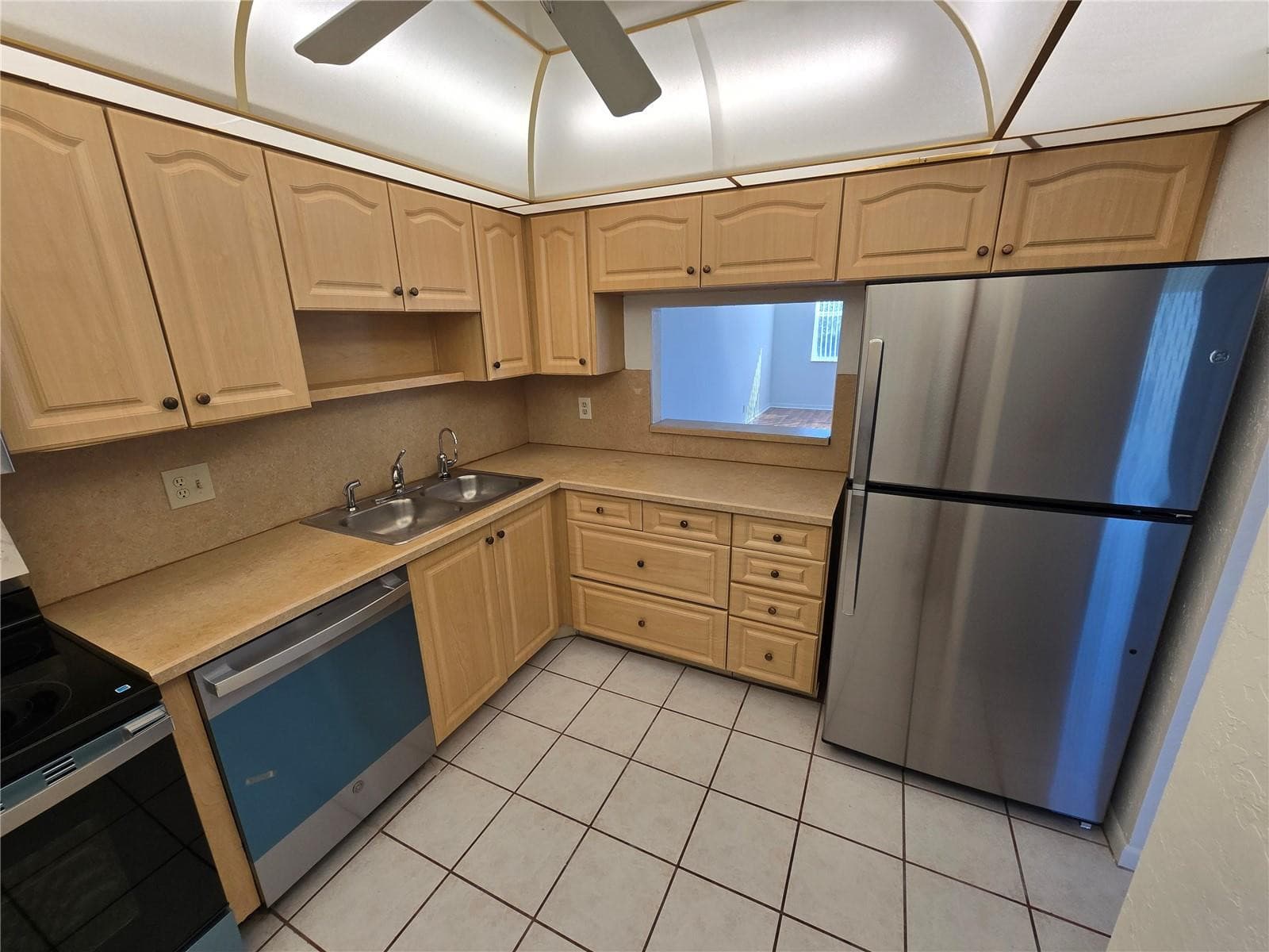 6890 Royal Palm Boulevard 211h, Margate, FL 33063 — photo 4 of 35